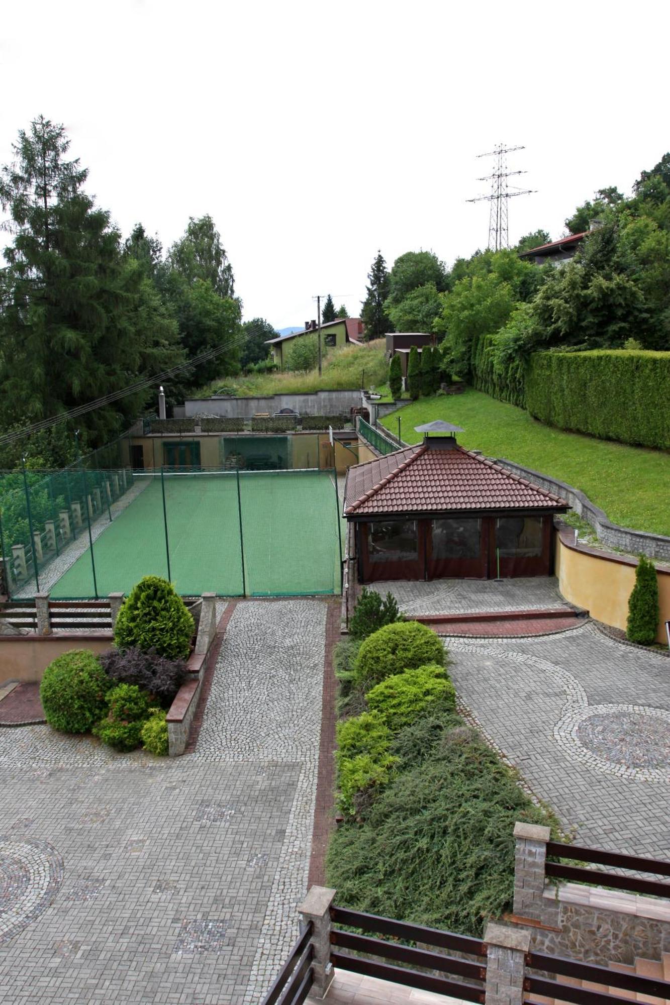 Dom W Gorach "Tresna" Hotel Kültér fotó